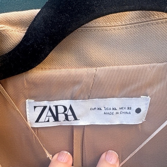 Zara Camel Blazer - Picture 2 of 5